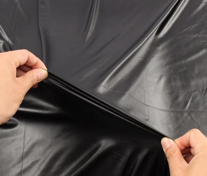 how-to-stretch-leather-without-ruining-it-leatherneo