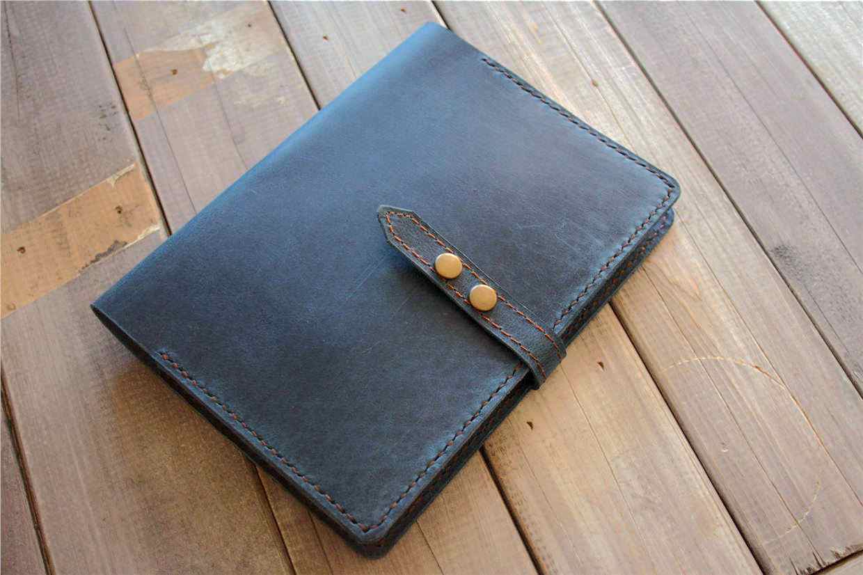 Personalized Blue Leather Sketchbook Cover – LeatherNeo