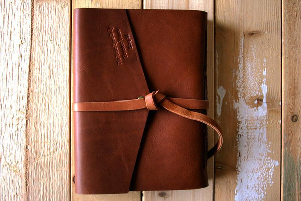 Leather-Bound Baby Memory Book - Loose-leaf Baby Scrapbook Album - Beautiful Baby Gift Set, Infant Unisex, Size: One size, White
