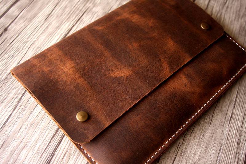 Leather Kindle Cases & Covers - Customized to Fit All Models – LeatherNeo